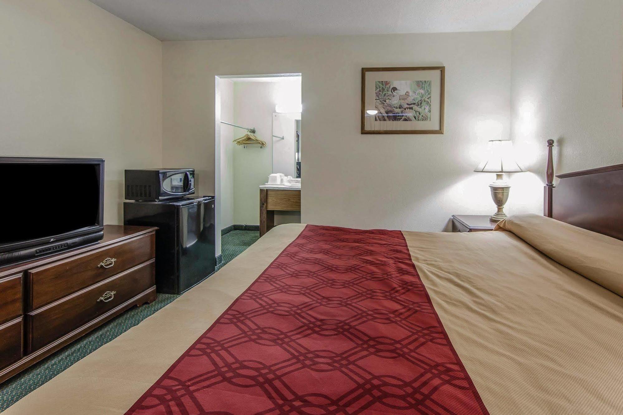 Red Roof Inn Dandridge Buitenkant foto